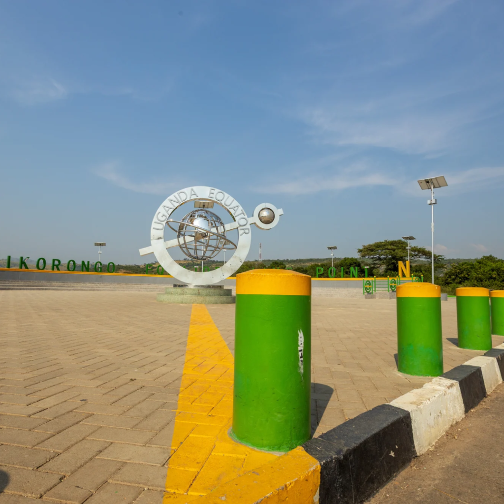 Monument uganda, the Equator, Uganda