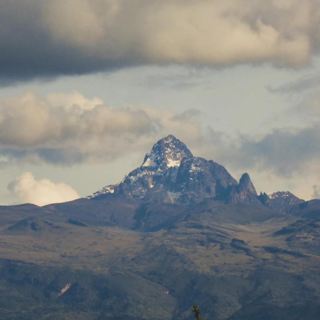 8-Day Kenya Highlands & Samburu Safari: Aberdare, Mount Kenya & Samburu